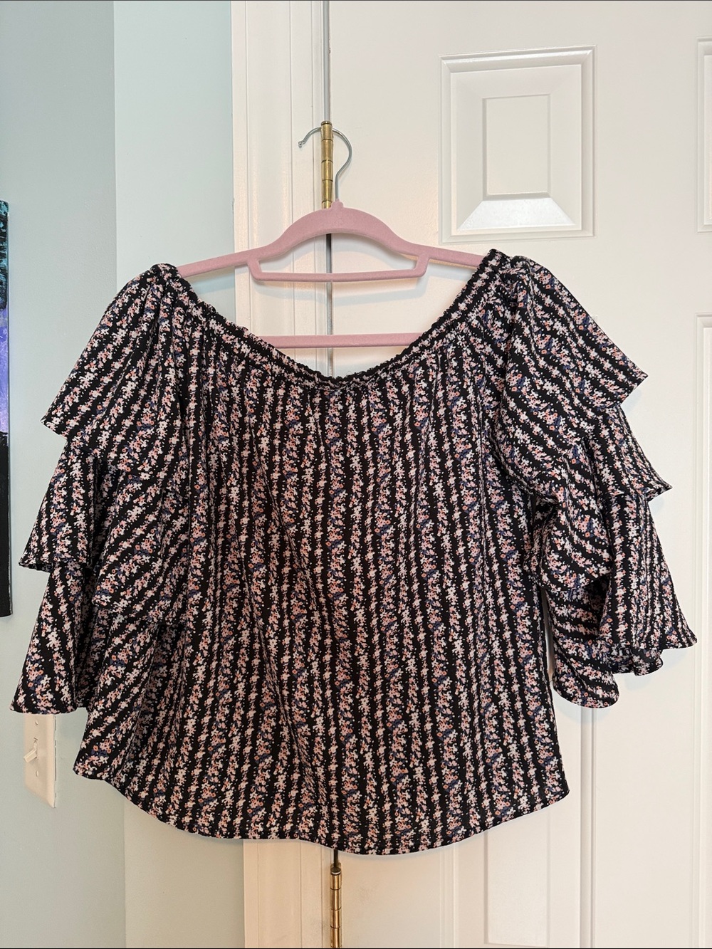 Off the Shoulder Women’s Floral Top with 3/4 Sleeves